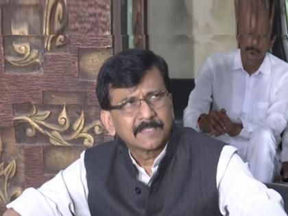 Sanjay Raut says It is still difficult to call Devendra Fadnavis Deputy Chief Minister | Sanjay Raut: देवेंद्र फडणवीसांना उपमुख्यमंत्री म्हणणं अजूनही कठीण जातंय; संजय राऊत यांचा खोचक टोला