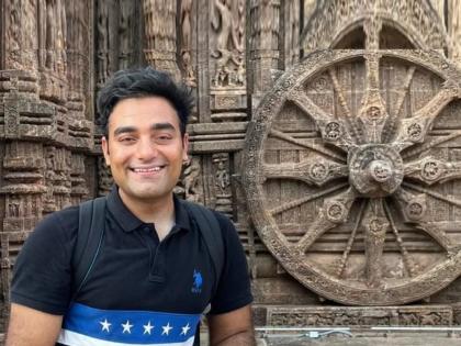 upsc success story ias himanshu gupta tea seller civil service exam without coaching | Success Story: चहावाला बनला IAS...रोजचा ७० किमी प्रवास करुन इंग्रजी शिकला, कोचिंग क्लानविना सलग तीनवेळा UPSC क्रॅक!