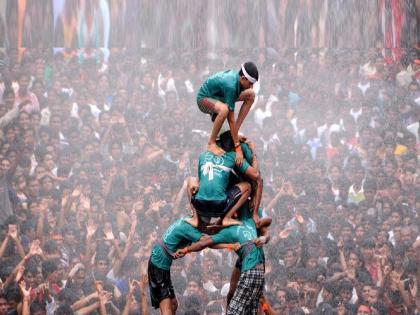 Dahi Handi will be included in the Olympics in the next 5 years says mla Pratap Sarnaik | Dahi Handi: येत्या ५ वर्षात दहीहंडीचा ऑलिम्पिकमध्ये समावेश होईल, प्रताप सरनाईक यांचं मोठं विधान!