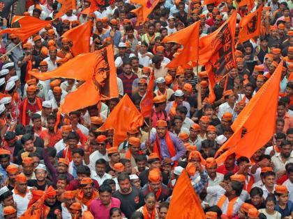 Finally the bill to create government jobs and posts for Maratha reservation got approved | मराठा आरक्षणातून अखेर ‘त्यांना’ सरकारी नोकरी, पदे निर्मिती विधेयक एकमताने संमत