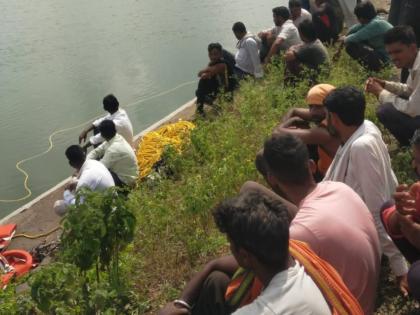 Saint Gadgebaba rescue team of Pinjar recovered the body of the youth who drowned in the dam | धरणात बुडालेला युवकाचा मृतदेह पिंजरच्या संत गाडगेबाबा बचाव पथकाने काढला शोधून!