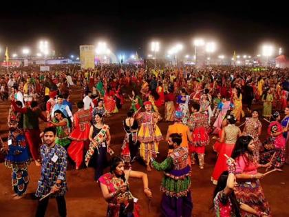 Grand Rasarang will be held again this year in Dombivli Organization of Navratri festival through Shrikant Shinde Foundation | डोंबिवलीत यंदा पुन्हा रंगणार भव्य रासरंग; श्रीकांत शिंदे फाऊंडेशनच्या माध्यमातून नवरात्रोत्सवाचे आयोजन