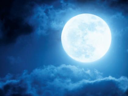 Kojagiri Purnima 2022 : The biggest moon of the year is seen on the night of Kojagiri; Learn more! | Kojagiri Purnima 2022 : कोजागरीच्या रात्री दिसतो वर्षभरातला सर्वात मोठा चंद्र; अधिक जाणून घ्या!