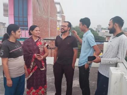 father was a driver in irrigation department son became sdm upsssc topper praveen | Success Story: वडिलांच्या अकाली निधनानं खचला नाही, तर लढला आणि SDM बनून पूर्ण केलं स्वप्न!