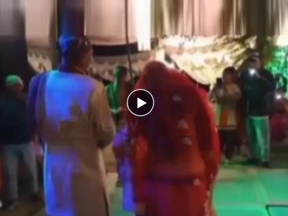 viral video desi bride and groom were dancing on floor suddenly sound box fell on dulha left everyone shocked | DJ च्या तालावर थिरकत होते वर-वधू, इतक्यात घडलं असं काही की सर्वांनाच बसला धक्का! पाहा Video