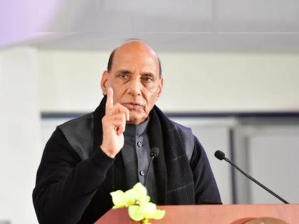 defense minister rajnath singh statement on pakistan occupied kashmir will carry pok be patient | "पाकव्याप्त काश्मीर हवाच...", रॅलीमध्ये घोषणाबाजी; राजनाथ सिंह म्हणाले...घेऊनच राहणार, संयम बाळगा!