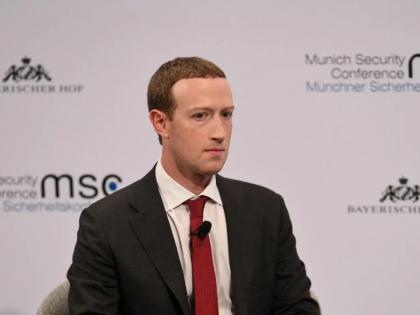 11 thousand employees removed Panic in Facebook Mark Zuckerberg said Sorry | 11 हजार कर्मचाऱ्यांना नारळ! फेसबुकमध्ये घबराट; मार्क झुकेरबर्ग म्हणाले, सॉरी 