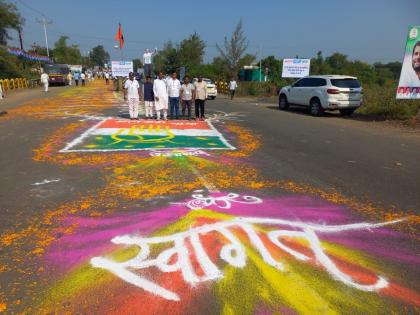 In the background of Bharat Jodo Yatra crowd in Shegaon Rahul Gandhi entered Varkhed Phata | भारत जोडो यात्रेच्या पार्श्वभूमीवर शेगावात गर्दी, राहूल गांधी वरखेड फाट्यावर दाखल