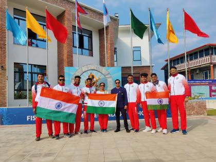 Competitors from Raigad dominate the international swimming competition in Nepal | नेपाळ येथील आंतराराष्ट्रीय जलतरण स्पर्धेत रायगडच्या स्पर्धकांचे वर्चस्व