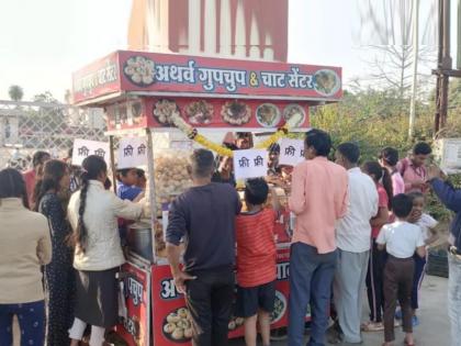 daughter born in the house of a pani puri seller in mp fed 4 thousand golgappas for free | खट्टा मीठा तीखा! भाऊनं तब्बल ४ हजार पाणीपुरी फुकटात दिल्या, कारण ऐकून सर्वच करताहेत कौतुक