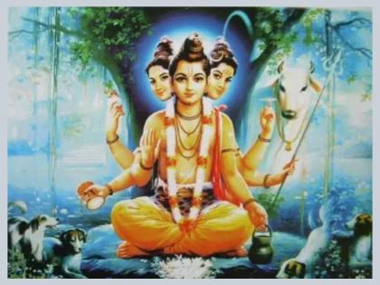 Datta Jayanti 2022: Know Datta Guru's Aarti and its meaning written by Eknath Maharaj on the occasion of Datta Jayanti! | Datta Jayanti 2022: दत्त जयंतीनिमित्त एकनाथ महाराजांनी लिहिलेली दत्त गुरूंची आरती आणि तिचा भावार्थ जाणून घ्या!