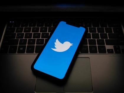 twitter new feature will allow users to check view counts on tweet | Twitter चं जबरदस्त फिचर! आता किती लोकांनी ट्विट पाहिलं हे कळणार, जाणून घ्या डिटेल्स...