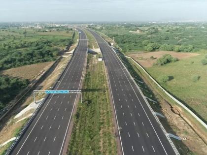 after waste plastic now fertiilizer byproduct phosphor gypsum to be used for highway making | प्लास्टिकनंतर आता जिप्समनं तयार होणार रस्ते, NHAI नं तयार केला 'मास्टरप्लान'