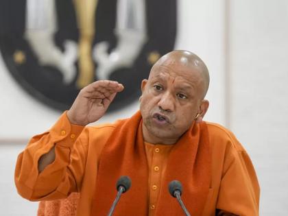 lucknow news cm yogi said on umesh pal murder case will mix criminals in the soil | "समाजवादी पक्षानं पोसलेल्या गुन्हेगार-माफियांना समूळ नष्ट करू", योगी आदित्यनाथ यांचा थेट इशारा!