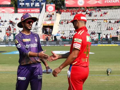 IPL 2023 KKR vs PBKS Kolkata win the toss bowl decision Shikhar Dhawan forgot one name | IPL 2023, KKR vs PBKS: कोलकातानं नाणेफेक जिंकली, गोलंदाजीचा निर्णय; शिखर धवन एकाचं नावच विसरला!