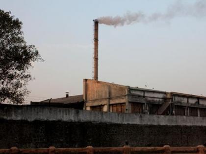 Close the factories yourself or we will demolish Notice to polluting factories | कारखाने स्वत: बंद करा, अन्यथा आम्ही पाडू! प्रदूषण करणाऱ्या कारखान्यांना नोटीस 