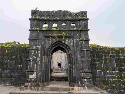 Who is responsible for the conservation of Raigad | रायगडच्या संवर्धनाची जबाबदारी कोणाची?