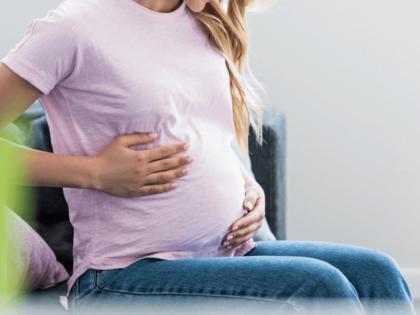 early pregnancy two minor pregnancies per month Relationships at a young age are the reason | हे काय, खेळण्याच्या वयात पाळणा? महिन्याला दोन अल्पवयीन गरोदर; कमी वयात नातेसंबंध ठरत आहेत कारणीभूत