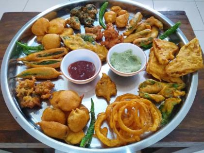 Food Recipe: Wow! Look, So many types of pakodas? Which of these types of pakoda do you make? | Food Recipe: बापरे! भज्यांचे एवढे प्रकार? सुगरणींच्या पाककलेची कमाल; यापैकी तुम्ही कोणकोणते भजी प्रकार करता?