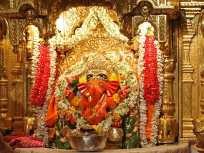 Vinayak Chaturthi 2023: Should Siddhivinayak's right trunk idol be kept at home or not? Vastu Shastra says... | Vinayak Chaturthi 2023: उजव्या सोंडेची सिद्धिविनायकाची मूर्ती घरात ठेवावी की नाही? वास्तू शास्त्र सांगते... 