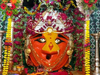 Navratri Mahotsav 2023: Why is darshan of Kul Devi and Kul Daivat necessary? Know it! | Navratri Mahotsav 2023: कुलदेवी आणि कुलदैवताचे दर्शन घेणे का आवश्यक असते? ते जाणून घ्या!