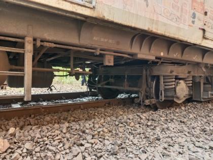 Local derailed again today at CSMT station Harbor Railway service affected | सीएसएमटी स्थानकात आज पुन्हा लोकल रुळावरुन घसरली, हार्बर रेल्वे सेवा ठप्प!