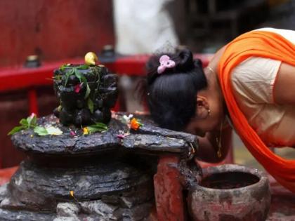 Shravan 2025: What is the secret behind worshipping Lord Shiva in the month of Shravan? Let's find out the reason! | Shravan 2025: श्रावण मासात महादेवाचीच उपासना करण्यामागे काय आहे रहस्य? जाणून घेऊ कारण!
