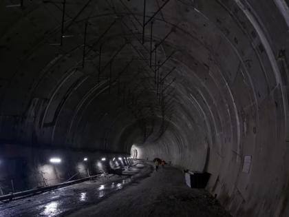 Drainage of rain water in Mumbai through subway | मुंबईतील पावसाच्या पाण्याचा निचरा भुयारी मार्गातून?