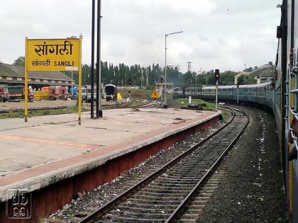 10 trains should be released from Sangli as an alternative to Miraje Bridge; Proposal for Citizen Awareness Forum | मिरजेच्या पुलाला पर्याय म्हणून १० रेल्वेगाड्या सांगलीतून सोडाव्यात; नागरिक जागृती मंचचा प्रस्ताव 