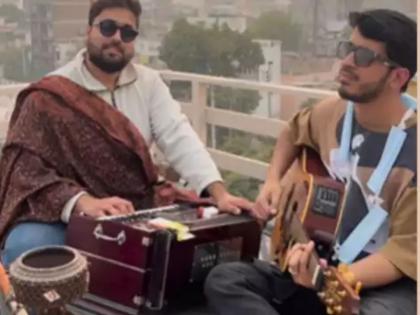 Viral Song on delhi ncr pollution tumhe clean hawa bhul jani padegi gone viral on social media | ऐन दिवाळीत दिल्लीतील प्रदूषणात प्रचंड वाढ,दोन तरुणांनी रचलेलं प्रदूषणावरील गीत होतंय व्हायरल