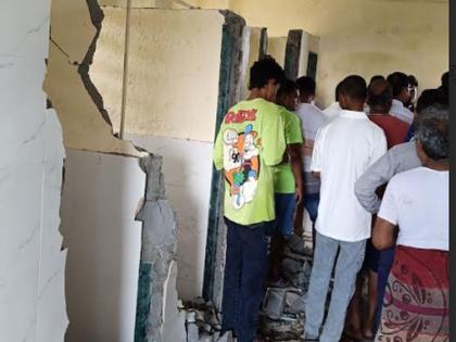 Case registered against those who demolished the construction of a toilet in Mira-Bhayander Municipal Corporation |  मीरा-भाईंदर महापालिकेच्या शौचालयाचे बांधकाम तोडणाऱ्यावर गुन्हा दाखल  