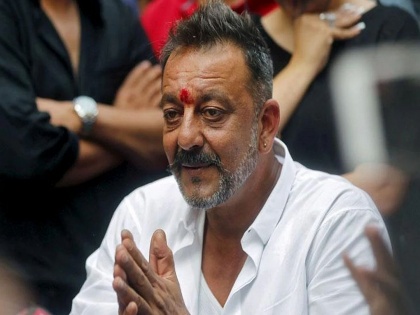 I am not joining any party or contesting elections - Sanjay Dutt said is All rumours about me joining politics | संजय दत्त राजकारणात प्रवेश करणार?; अनेकांच्या मेसेजनंतर स्वत:च केला खुलासा