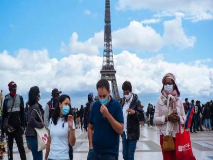 The fifth wave in France is more dangerous than previous infections; Follow the restrictions, appeal to the Minister of Health | फ्रान्समध्ये पाचवी लाट पूर्वीच्या संसर्गापेक्षा अधिक धोकादायक; निर्बंध पाळा, आरोग्यमंत्र्यांचे आवाहन