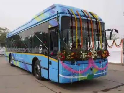 Electric shuttle bus service from tomorrow; Airport Metro Station to Airport | इलेक्ट्रिक शटल बस सेवा उद्यापासून; एअरपोर्ट मेट्रो स्टेशन ते विमानतळ