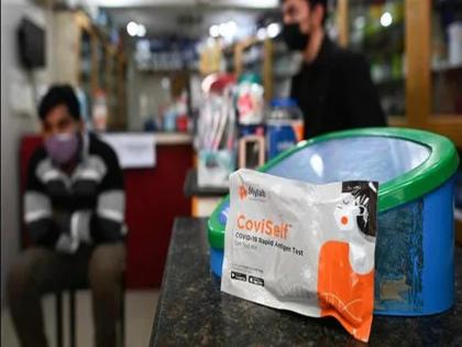 Self-test kits could lead to unreported cases, warn officials | सेल्फ टेस्ट किटवर लवकरच येणार बंधन; पालिका जाहीर करणार नियमावली