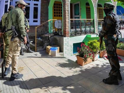 NIA raids underway at four places in J&K's Pulwama | NIA'ची मोठी कारवाई! जम्मू-काश्मीरमधील पुलवामामध्ये चार ठिकाणी छापे