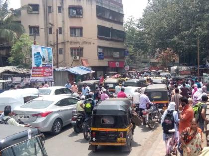 After four hours, the traffic on Sinhagad Road started | चार तासांनंतर सिंहगड रोडवरील वाहतूक सुरु