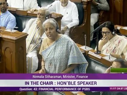 fianance-minister-nirmala-sitharaman-directs-banks-over-loan-recovery-process | कर्ज वसुलीसाठी बँकाचा त्रास होणार बंद; निर्मला सीतारामन यांचा बँकांना स्पष्ट शब्दात इशारा