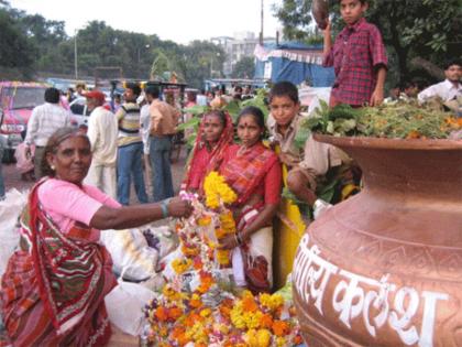 Manufacturing of fertilizers from 97 tons nirmlaya in ganeshotsav | गणेशोत्सवातील ९७ टन निर्माल्यापासून खत निर्मिती