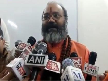 khil-bharatiya-sant-parishad-naitonal-convener-narsimha-saraswati-said-produce-4-kids-to-protect-hinduism | 'प्रत्येक हिंदूनं 5 मुलांना जन्माला घालावं, सांभाळ आम्ही करू'' 