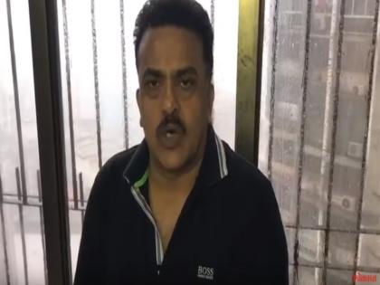 Kamla Mill Fire: They should reveal the pressure on the commissioner while inquiring - Sanjay Nirupam | कमला मिल आग : चौकशी करताना आयुक्तांवर कोणाचा दबाव होता याचा त्यांनी खुलासा करावा - संजय निरुपम