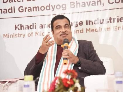 nitin gadkari criticised indian carmakers over vehicle safety | Nitin Gadkari: “सुरक्षेमध्ये तुम्ही झीरो आहात”; नितीन गडकरींनी दिग्गज कार कंपन्यांना फटकारले