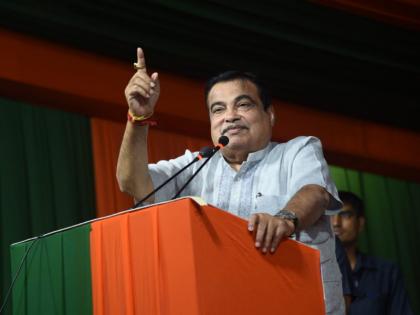 Pune is a fast developing city The problem of traffic jam will be solved only when the highway is built Nitin Gadkari | पुणे हे गतीने विकसित होणारे शहर; महामार्ग बांधल्यावरच वाहतूककोंडीचा प्रश्न सुटेल - नितीन गडकरी