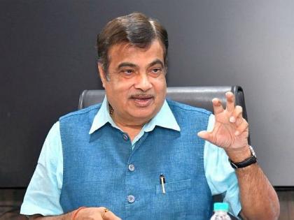 Nitin Gadkari instructed the Municipal Commissioner that the shopkeeper should be given money or space as per their demand and this issue should be settled | टेकडी गणेश उड्डाणपुलाखालील दुकानदारांना पैसे किंवा जागा द्या : नितीन गडकरी