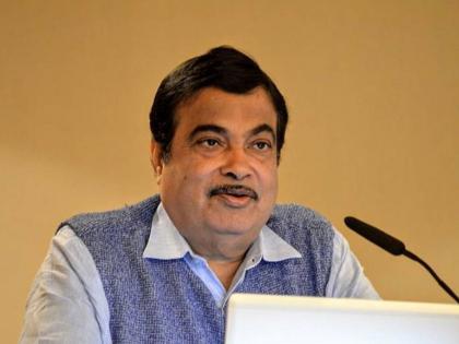 nitin gadkari urges carmakers to avoid selling diesel cars and promote alternatives technology | डिझेल वाहनांचे उत्पादन कमी करा, पर्यायांवर भर द्या; नितीन गडकरींनी दिल्या कंपन्यांना सूचना