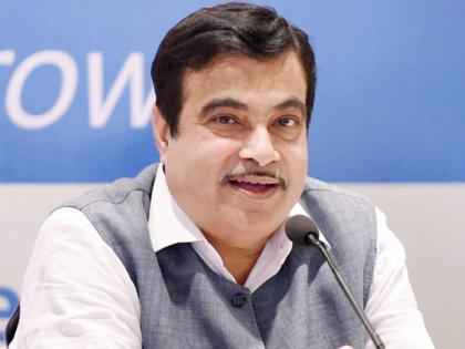 nitin gadkari says we are not only setting new standards but also breaking world records | नितीन गडकरींची चार विश्वविक्रमांना गवसणी; ट्विटरवरून दिली माहिती