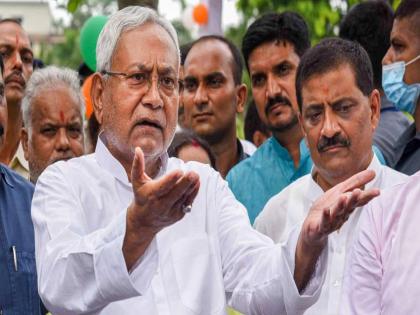 After the Karnataka assembly election, the opposition will sow unity; Clues from Nitish kumar | कर्नाटक विधानसभा निवडणुकीनंतर विरोधी ऐक्याची रोवणार मुहूर्तमेढ; नितीशकुमारांचे संकेत