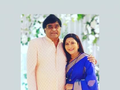 Actresss Nivedita Saraf's romantic video with Ashok Saraf is going viral | 'Love story.. really life story...', निवेदिता यांनी अशोक सराफ यांच्या सोबतचा शेअर केलेला रोमॅंटिक Video होतोय व्हायरल