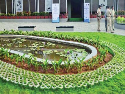 The basis for the Eco-Friendly Breeding Centers | शोभिवंत माशांच्या पैदास केंद्राचा बचतगटांना मिळणार आधार