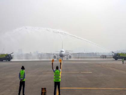 Domestic and international flights from Navi Mumbai Airport from December; New airport has a passenger capacity of 9 crore | नवी मुंबईतून डिसेंबरपासून देश-विदेशसाठी करा उड्डाण; नव्या विमानतळाची ९ कोटी प्रवासी क्षमता